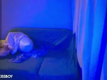 Teasemily  live sex cam