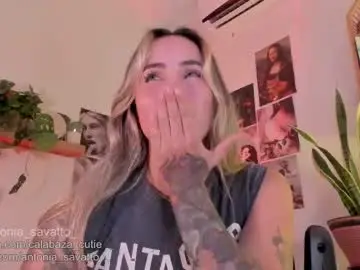 Antonia_savatto_  live sex cam