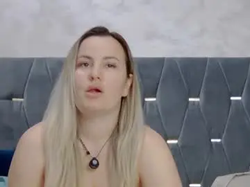 Britney_night  live sex cam
