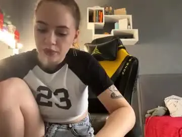 Christiagrzegorek  live sex cam