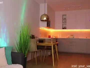 Crazybabyyy  live sex cam