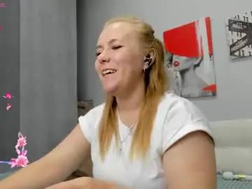 Dear_hollyy  live sex cam