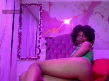 Ebonywilder  live sex cam