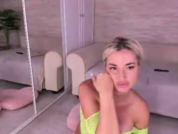 Elisabeth_jason  live sex cam