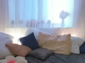 Glowtender  live sex cam