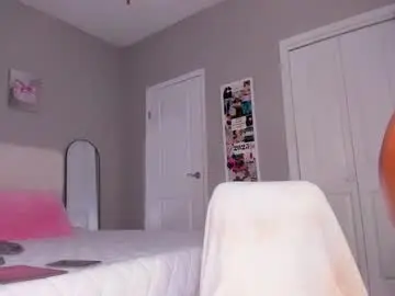 Kloewandan  live sex cam