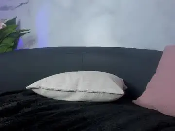 Laura_greco  live sex cam