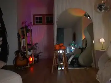 Lucy_gooosey  live sex cam