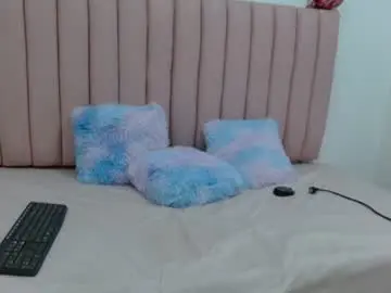 Luna_belle18  live sex cam