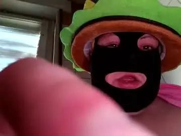 Mantagirl  live sex cam