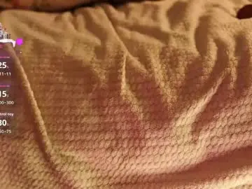 Moonelly  live sex cam