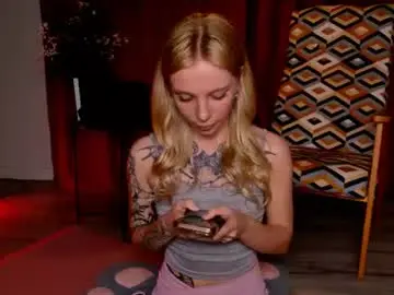 Mym1lk  live sex cam