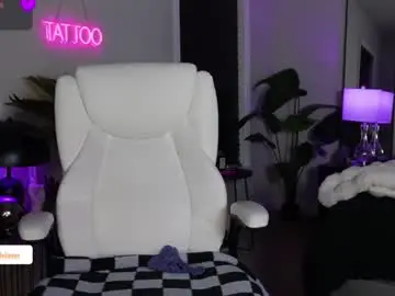 Tatted_vixen  live sex cam