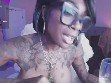 Tatted_vixen  live sex cam