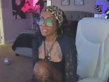 Tatted_vixen  live sex cam