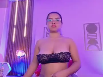 Abbyysaenz  live sex cam