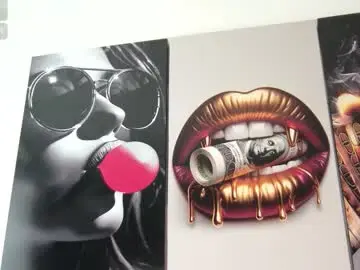 Aidaadams  live sex cam