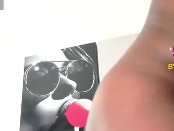 Aidaadams  live sex cam