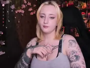 Asheluck  live sex cam