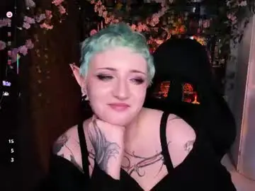 Asheluck  live sex cam