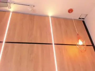 Ashlyn_parker  live sex cam