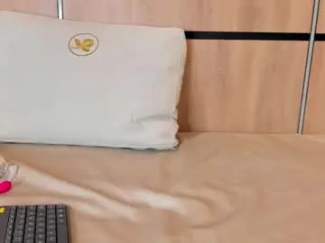 Ashlyn_parker  live sex cam