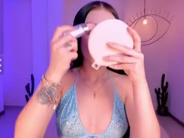 Briannafoxx1  live sex cam