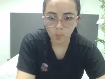 Cloe_cherry  live sex cam