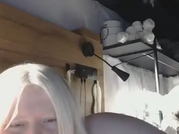 Gardens_emmannuelle  live sex cam