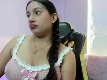 Kira_relish  live sex cam