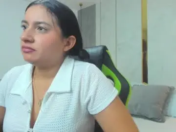 Kira_relish  live sex cam