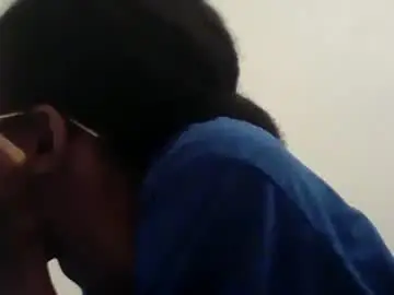 Lalunevelvet  live sex cam