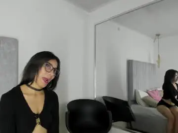Lesly_connorr  live sex cam