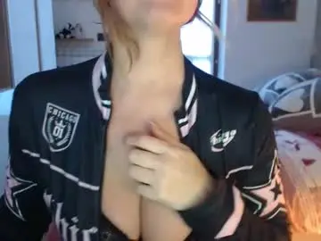 Lulu7870  live sex cam