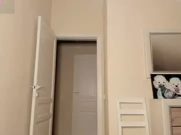 Sunsay_effie  live sex cam