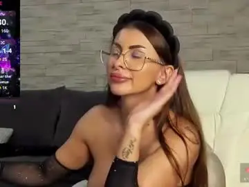 Victoriamazze  live sex cam