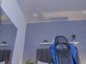 Alessia_leroy  live sex cam