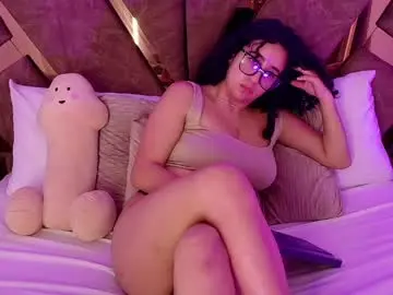 Bella_swwan_  live sex cam