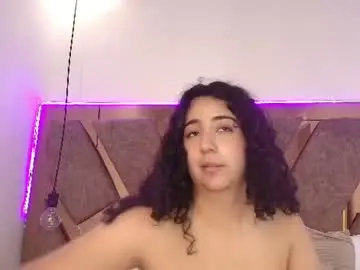 Bella_swwan_  live sex cam