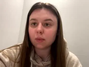 Edina77  live sex cam