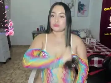 Evelyn_squirts  live sex cam