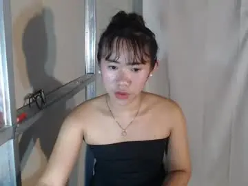 Hoelykarrie  live sex cam