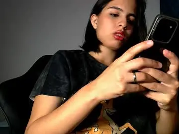 Kade_01  live sex cam