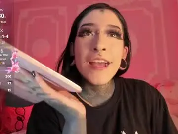 Kat_vonde  live sex cam
