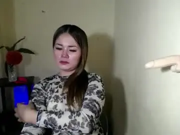 Kiana4uxoxo  live sex cam