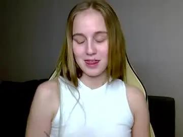 Marryvi  live sex cam