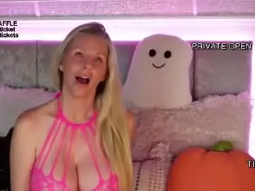 Miamilfs  live sex cam