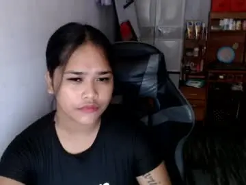 Nicki_bows  live sex cam