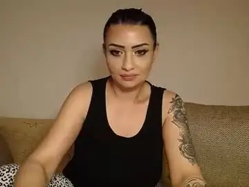 Rosse2683  live sex cam