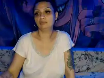 Rosse2683  live sex cam